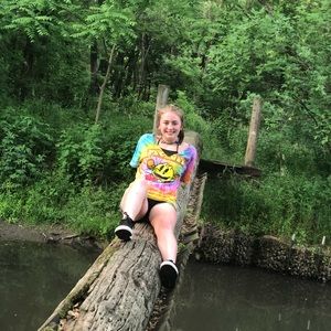 Meet your Posher, Kayla